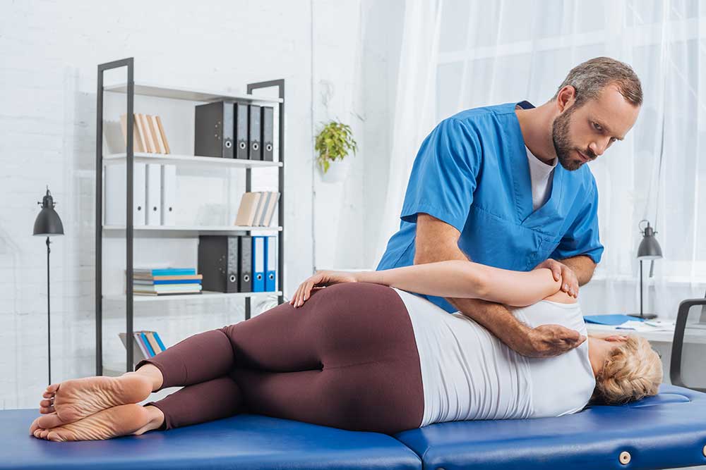 What Does Chiropractic Therapy Do for Spinal Health?
