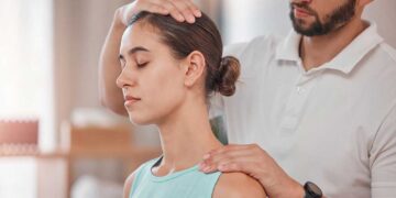 Should You Do Chiro or Massage First? A How-To Decide Guide