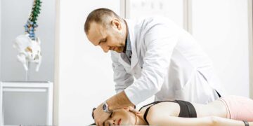How Your Chiropractor Can Tell If You're Out of Alignment